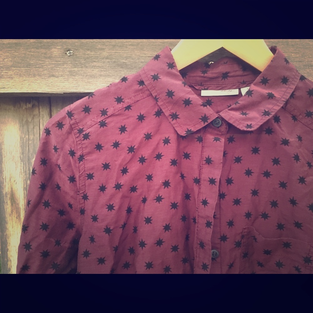 ❌SOLD ❌ Maroon button-down slimfit shirt S